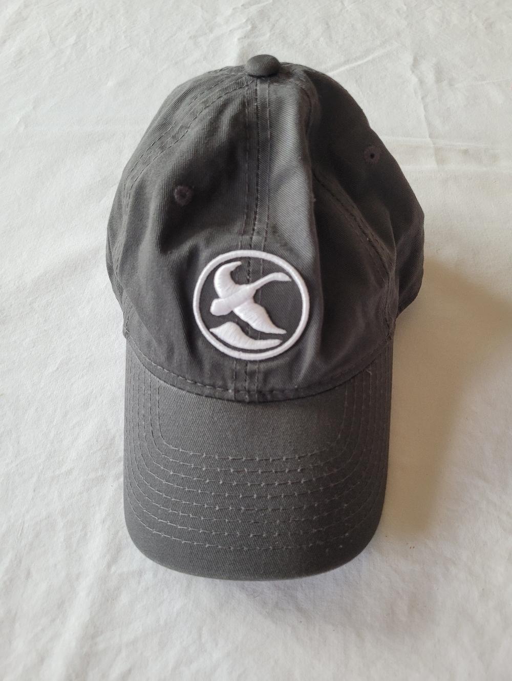 Gander Mountain Strap Back Hat Embroided Bird Gray.